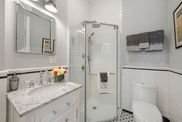 12 Cordis Street 1, Boston, MA 02129