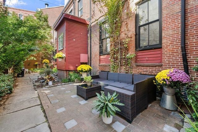 12 Cordis Street 1, Boston, MA 02129