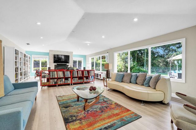 10539 Pine Tree Terrace, Boynton Beach, FL 33436