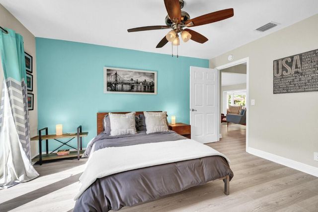 10539 Pine Tree Terrace, Boynton Beach, FL 33436