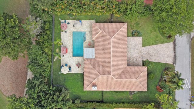 10539 Pine Tree Terrace, Boynton Beach, FL 33436