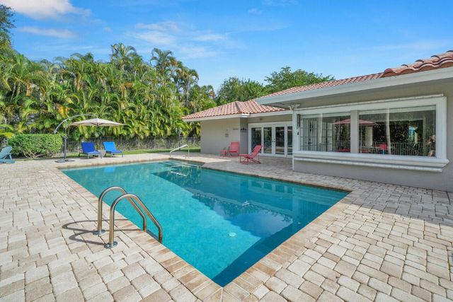 10539 Pine Tree Terrace, Boynton Beach, FL 33436