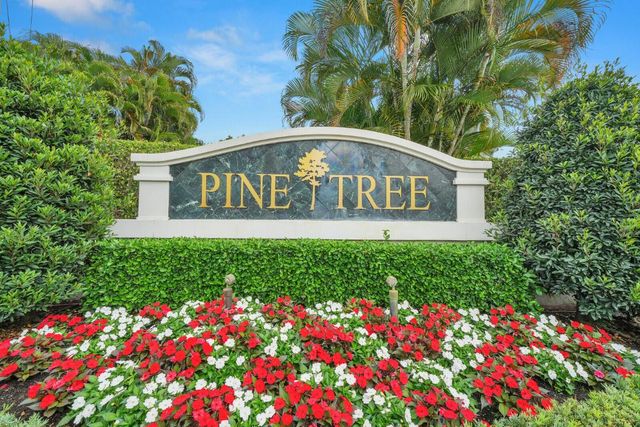 10539 Pine Tree Terrace, Boynton Beach, FL 33436