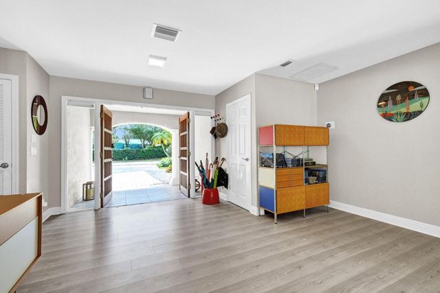 10539 Pine Tree Terrace, Boynton Beach, FL 33436