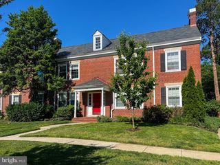 3347 S STAFFORD ST #B1, Arlington, VA 22206