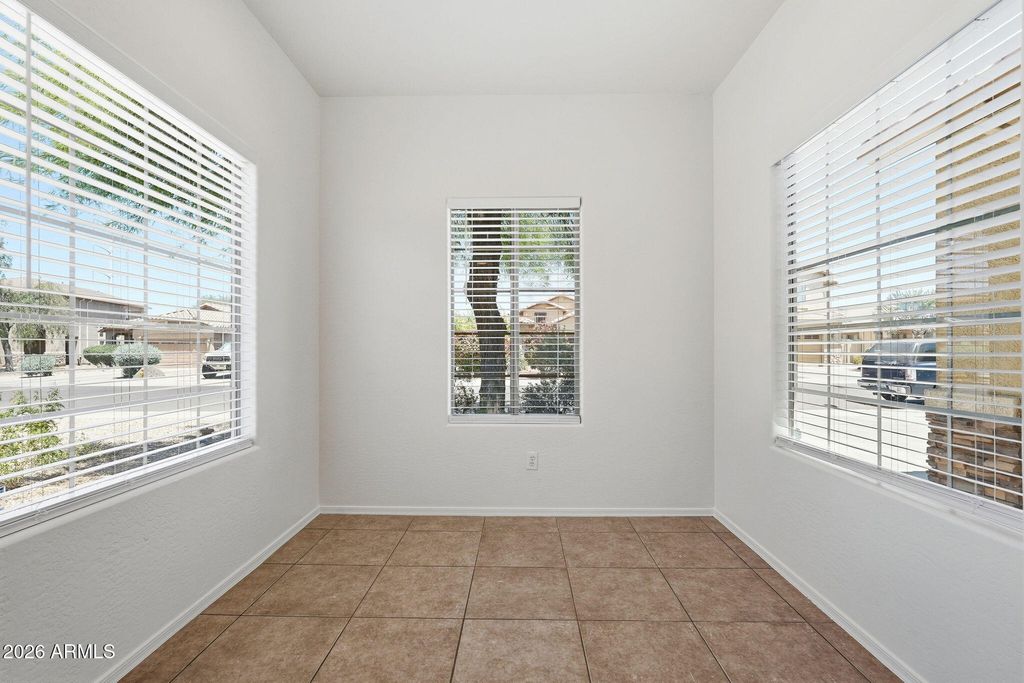 Image 14 of property listing at 10235 W LUXTON Lane, Tolleson, AZ 85353