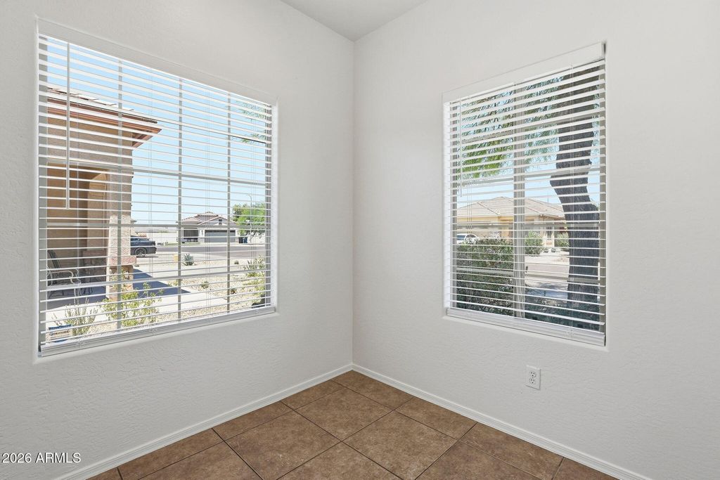 Image 15 of property listing at 10235 W LUXTON Lane, Tolleson, AZ 85353