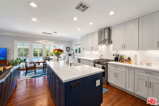 12773 La Maida Street, Los Angeles, CA 91607