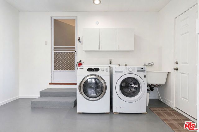 12773 La Maida Street, Los Angeles, CA 91607