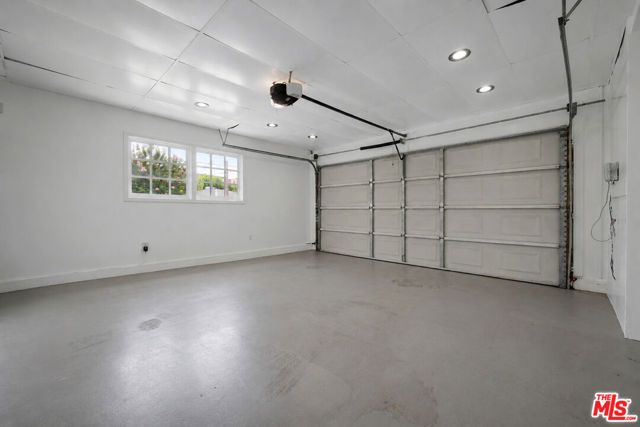 12773 La Maida Street, Los Angeles, CA 91607