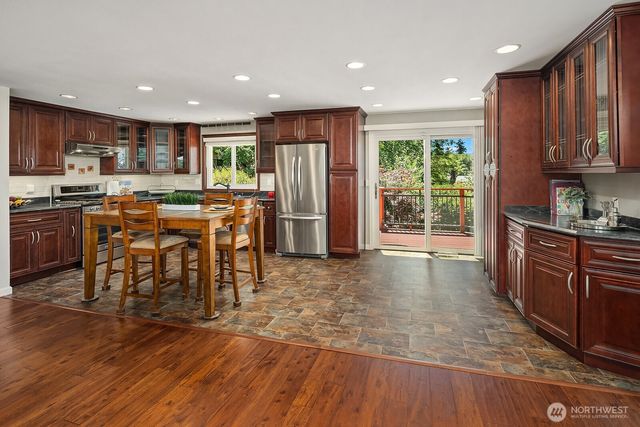 505 S 26th Street, Renton, WA 98055