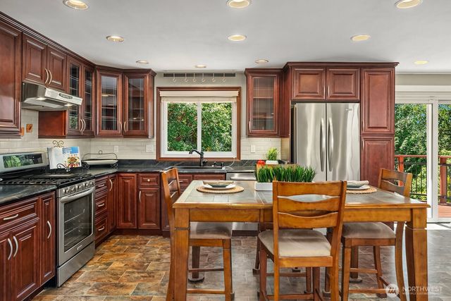 505 S 26th Street, Renton, WA 98055