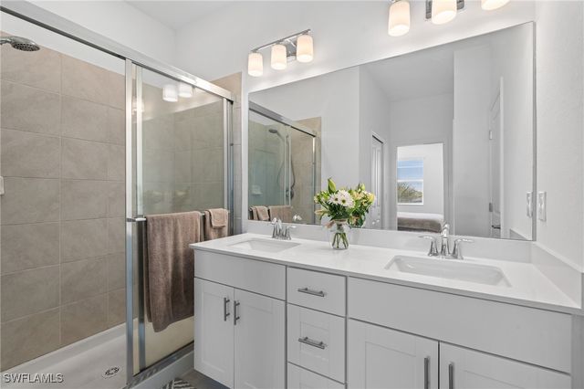 2850 Blossom WAY, Naples, FL 34120