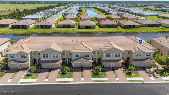 2850 Blossom WAY, Naples, FL 34120