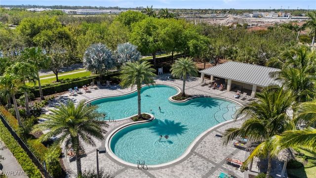 2850 Blossom WAY, Naples, FL 34120