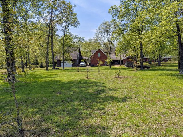 93 Tamatha Dr, Paris, TN 38242