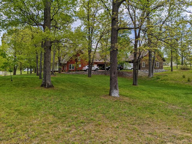 93 Tamatha Dr, Paris, TN 38242