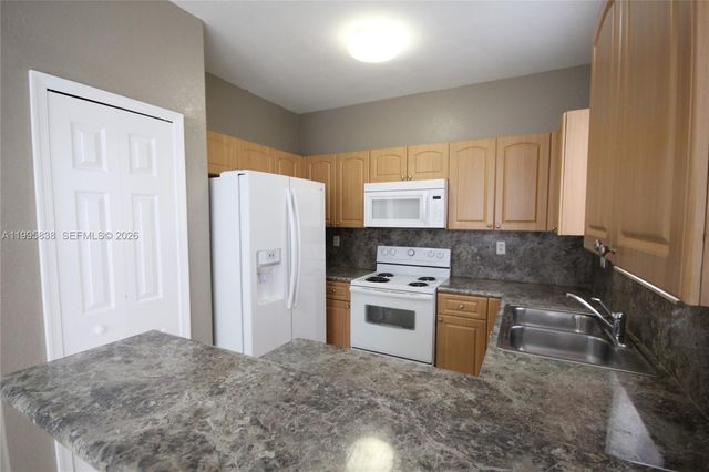 2726 SE 16th Ave 173, Homestead, FL 33035