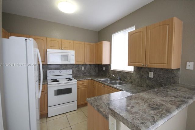 2726 SE 16th Ave 173, Homestead, FL 33035