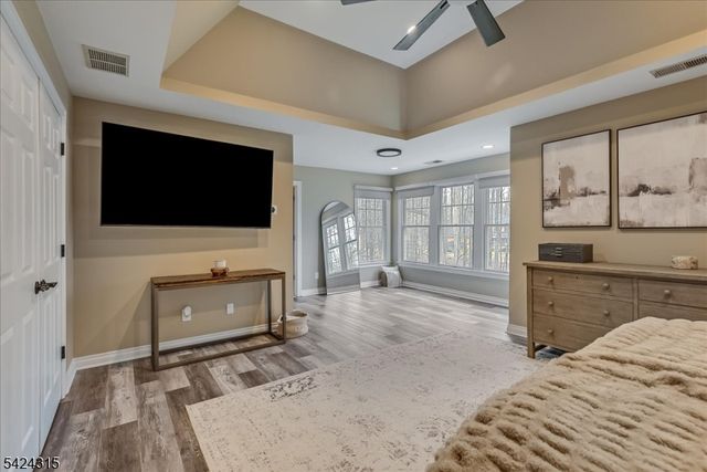 91 Ridge Rd, Jefferson Twp., NJ 07438