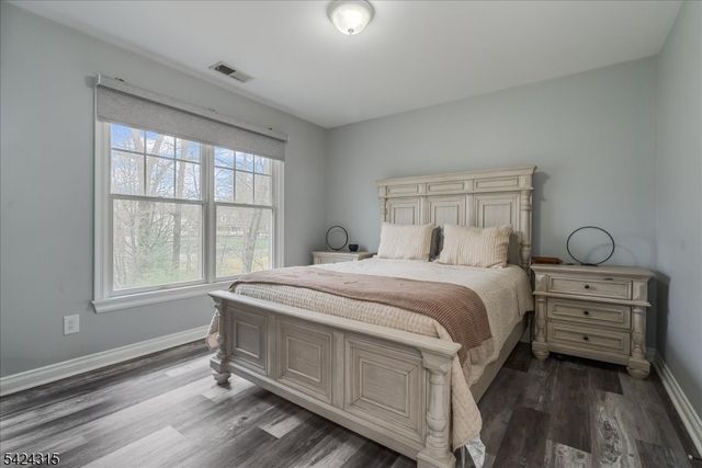 91 Ridge Rd, Jefferson Twp., NJ 07438