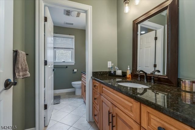 91 Ridge Rd, Jefferson Twp., NJ 07438