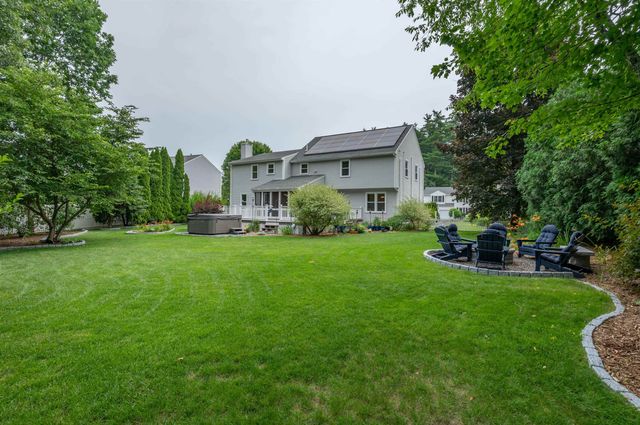 3 Drake Lane, Merrimack, NH 03054