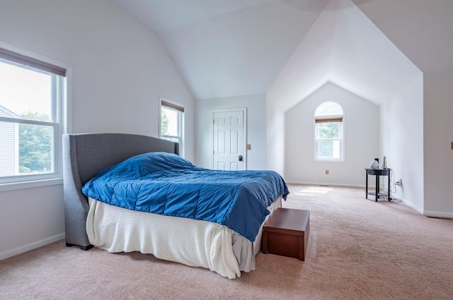 3 Drake Lane, Merrimack, NH 03054