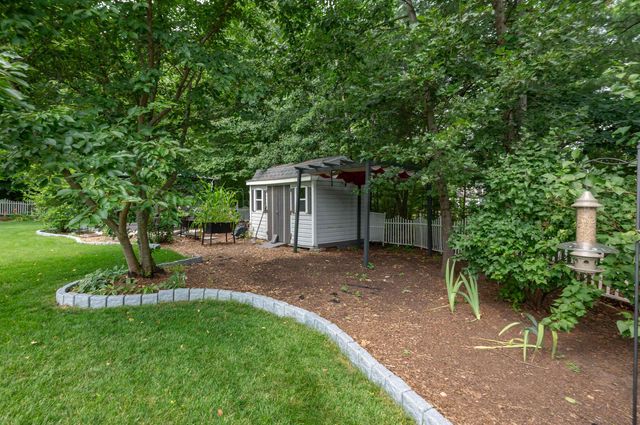 3 Drake Lane, Merrimack, NH 03054