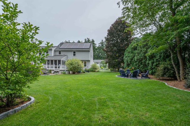 3 Drake Lane, Merrimack, NH 03054