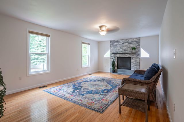 3 Drake Lane, Merrimack, NH 03054