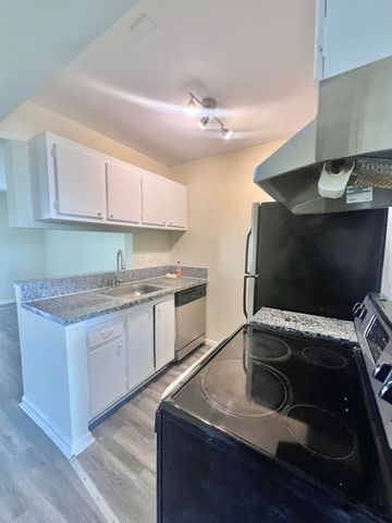 1500 N Congress Avenue A308, West Palm Beach, FL 33401