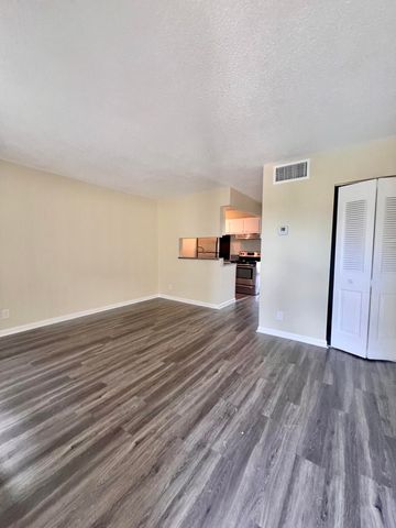 1500 N Congress Avenue A308, West Palm Beach, FL 33401