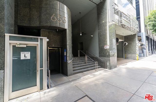 655 S Hope Street 1006, Los Angeles, CA 90017