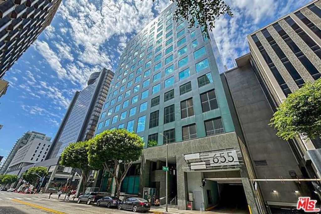 655 S Hope Street 1006, Los Angeles, CA 90017