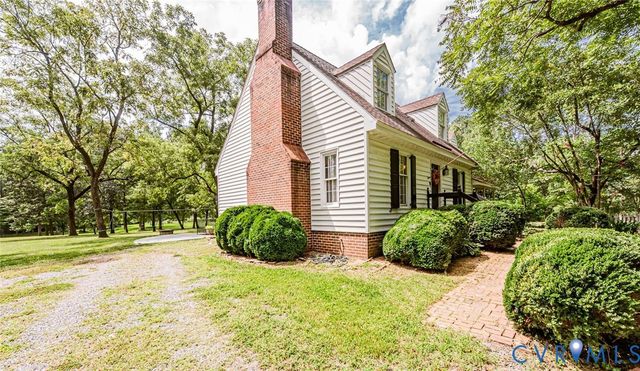7300 Old Roxbury Rd, Quinton, VA 23141