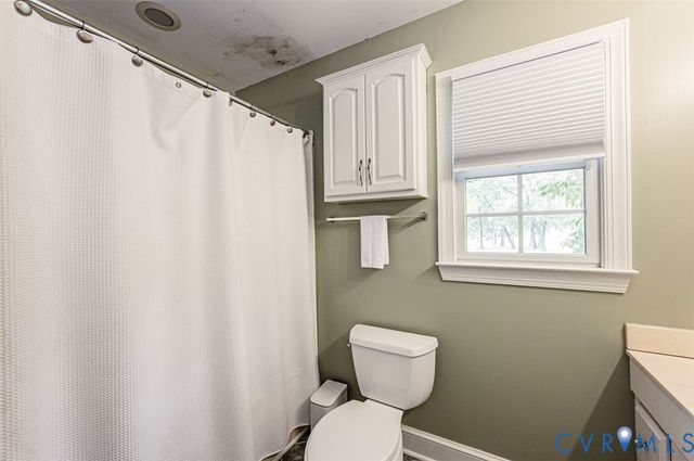 7300 Old Roxbury Rd, Quinton, VA 23141