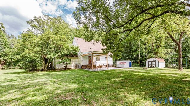 7300 Old Roxbury Rd, Quinton, VA 23141