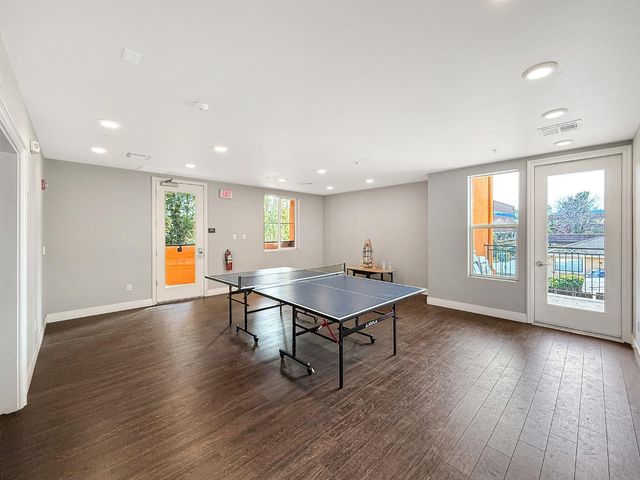 538 S Mathilda Avenue 301, Sunnyvale, CA 94086