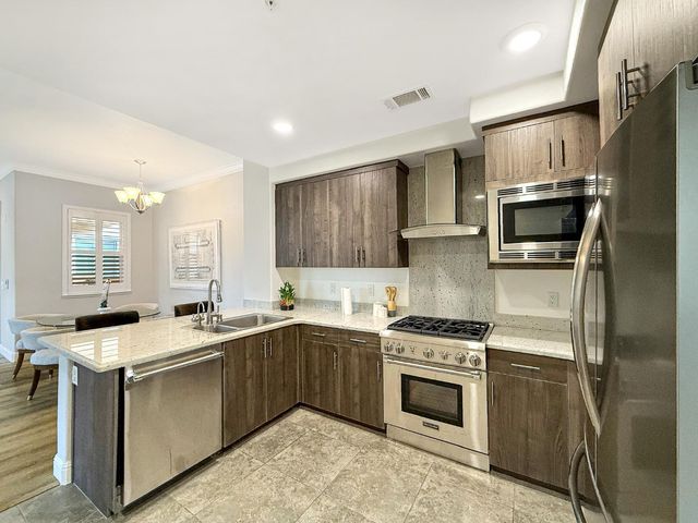 538 S Mathilda Avenue 301, Sunnyvale, CA 94086