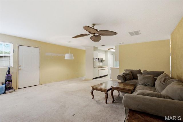 2953 Caspian Lane, Mehlville, MO 63125