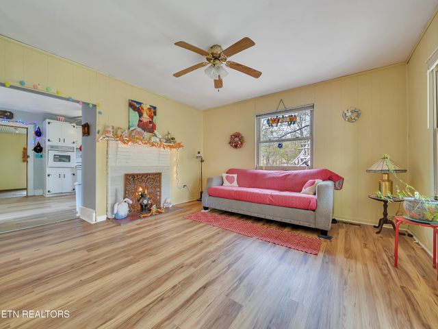 7709 Neubert Springs Rd, Knoxville, TN 37920