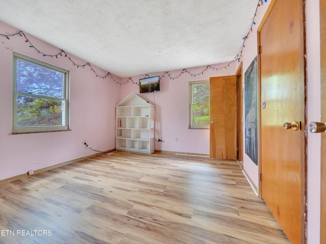 7709 Neubert Springs Rd, Knoxville, TN 37920