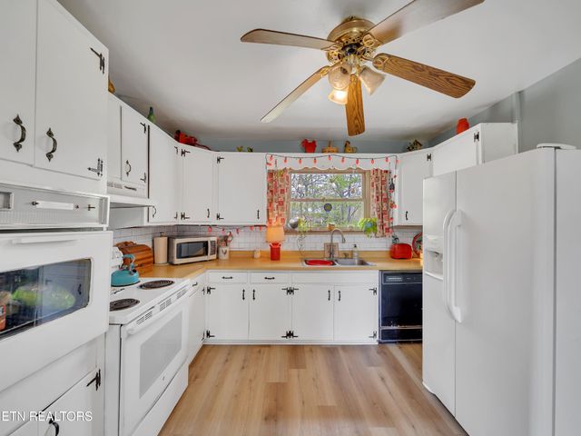 7709 Neubert Springs Rd, Knoxville, TN 37920