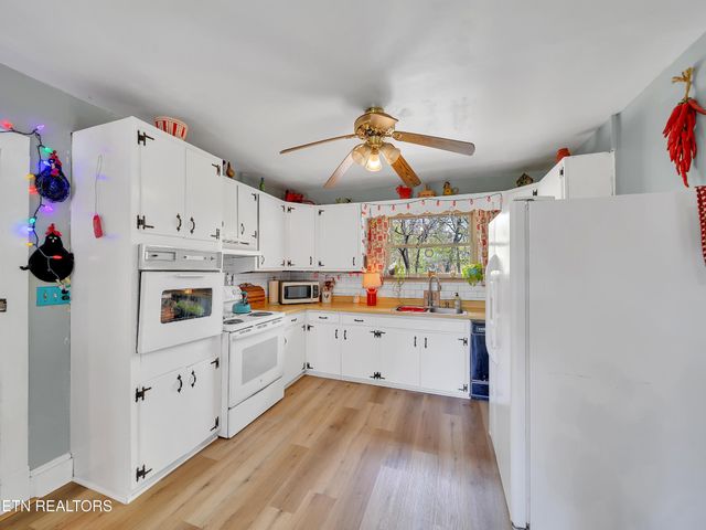 7709 Neubert Springs Rd, Knoxville, TN 37920