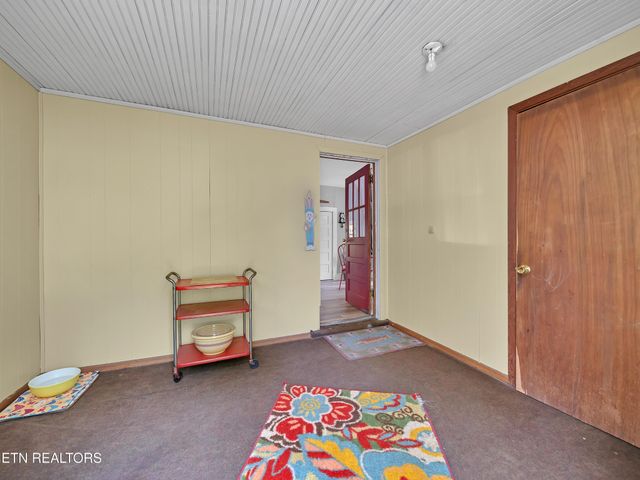 7709 Neubert Springs Rd, Knoxville, TN 37920