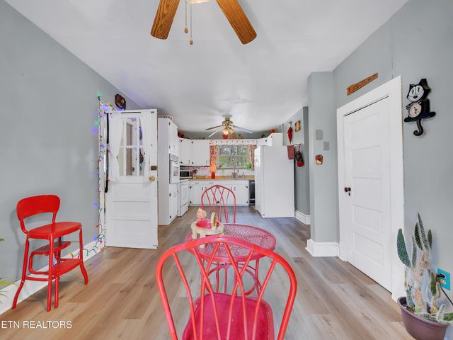 7709 Neubert Springs Rd, Knoxville, TN 37920