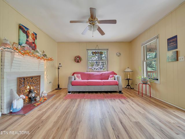 7709 Neubert Springs Rd, Knoxville, TN 37920