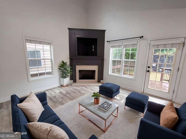 2559 Oakleaf Ridge, Lithonia, GA 30058
