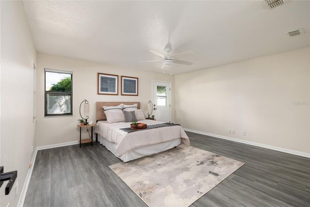 7500 15TH STREET N, St Petersburg, FL 33702